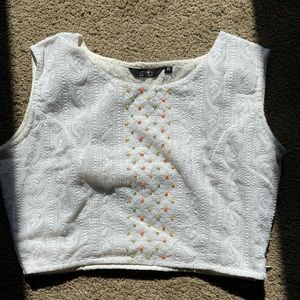 Gorgeous White crop top with embroidery
